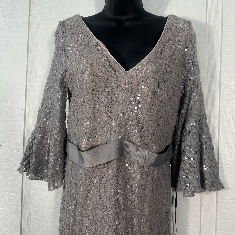 Calvin Klein Gray Lace Overlay Dress Size 10 NWOT - Picture 4 of 9